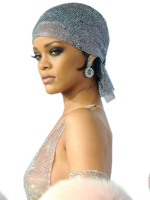 Rihanna-heeft-over-een-ding-spijt-in-haar-leven-en-het-heeft-te-maken-met-die-naked-dress