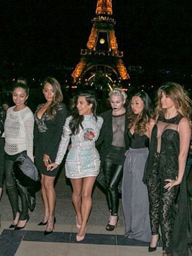 Kim-Kardashians-vrijgezellenfeest-in-Parijs-de-foto-s