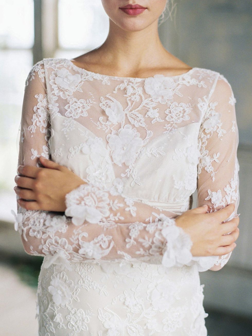 Clothing, Arm, Sleeve, Shoulder, Textile, Hand, Joint, Dress, White, Wedding dress, 
