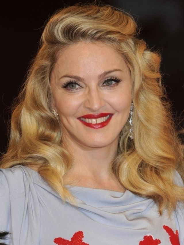 Madonna-tekent-voor-drie-albums