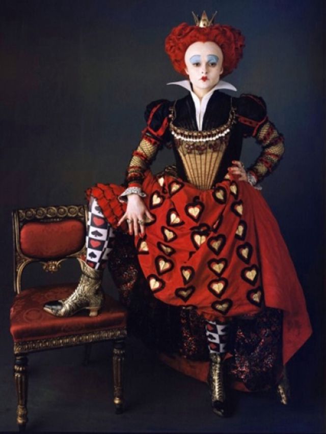 Kijkvoer-Alice-in-Wonderland-de-kostuums