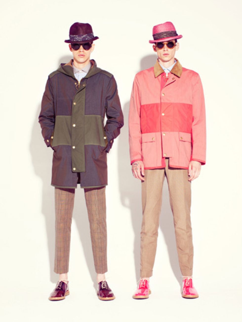 Eyewear, Hat, Collar, Sleeve, Trousers, Textile, Standing, Joint, Outerwear, Red, 