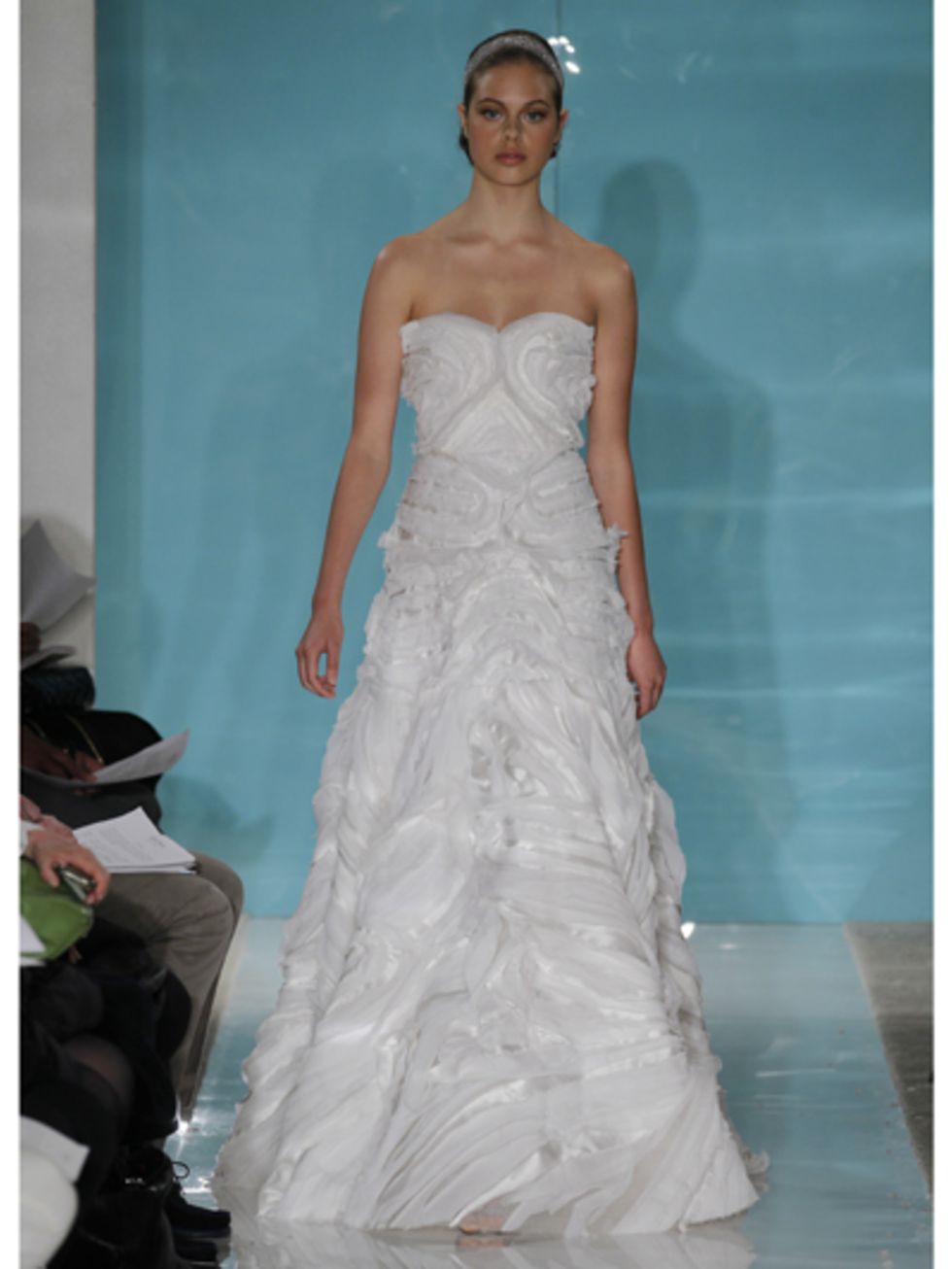 Blue, Bridal clothing, Shoulder, Dress, Textile, Joint, Hat, Gown, Wedding dress, Formal wear, 