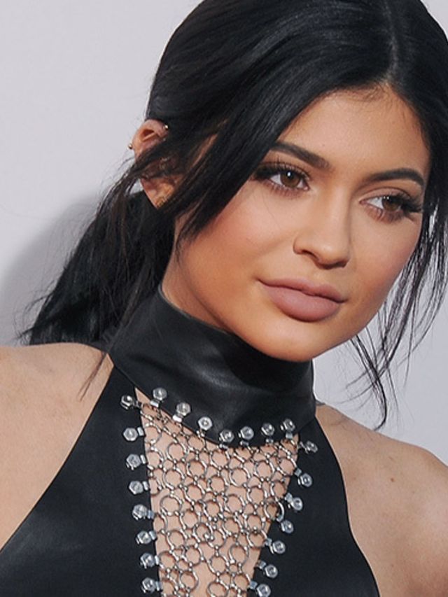 Kylie-Jenners-beautykit-ligt-onder-vuur