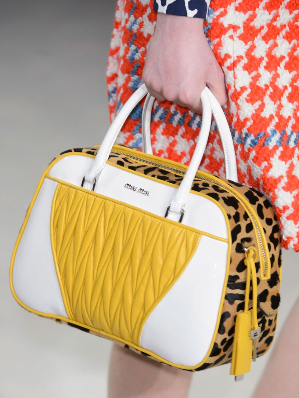 Blue, Yellow, Bag, Red, Style, Pattern, Shoulder bag, Luggage and bags, Fashion, Orange, 