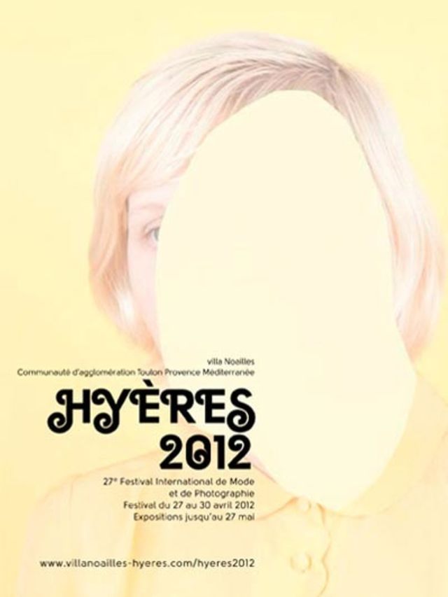 Chloe-deelt-prijs-uit-Hyeres-2012