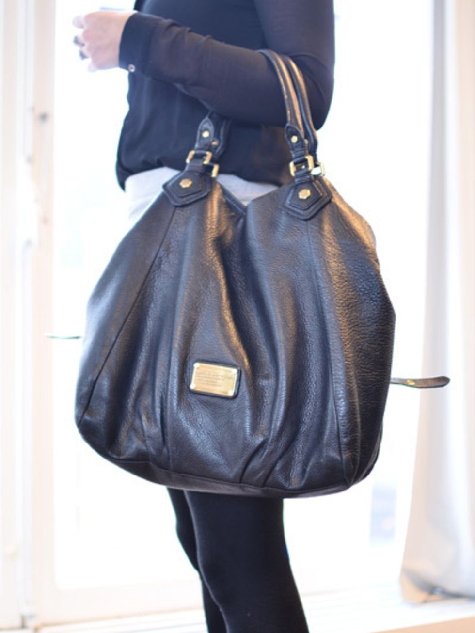 Brown, Bag, Textile, Style, Luggage and bags, Leather, Shoulder bag, Fashion, Black, Hobo bag, 