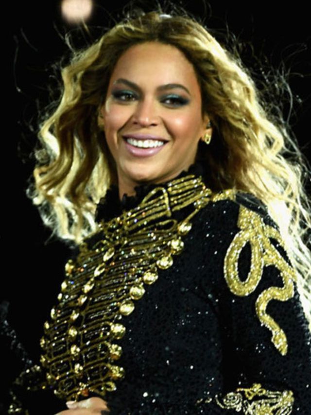 Beyonce-niest-tijdens-haar-optreden-en-het-internet-wordt-gek