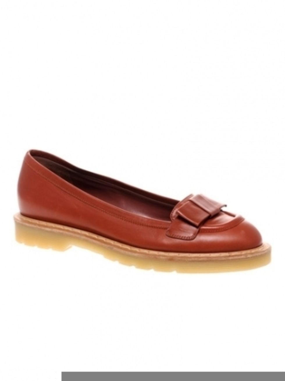 Brown, Tan, Maroon, Dress shoe, Leather, Beige, Material property, Liver, Natural material, Ballet flat, 