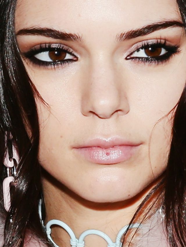 Kendall-Jenner-onthult-hoe-ze-uiteindelijk-van-haar-acne-af-kwam