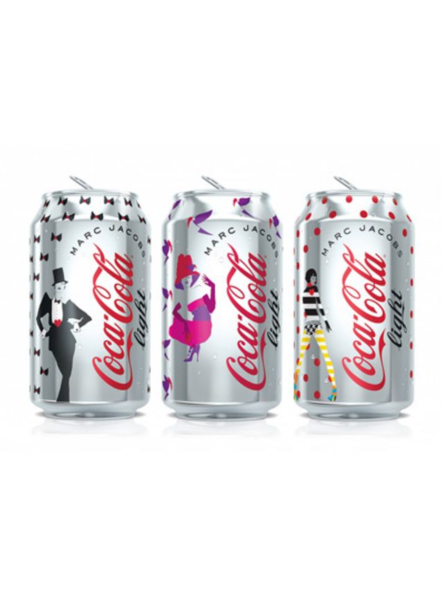 Marc-Jacobs-X-Coca-Cola-light-de-blikjes