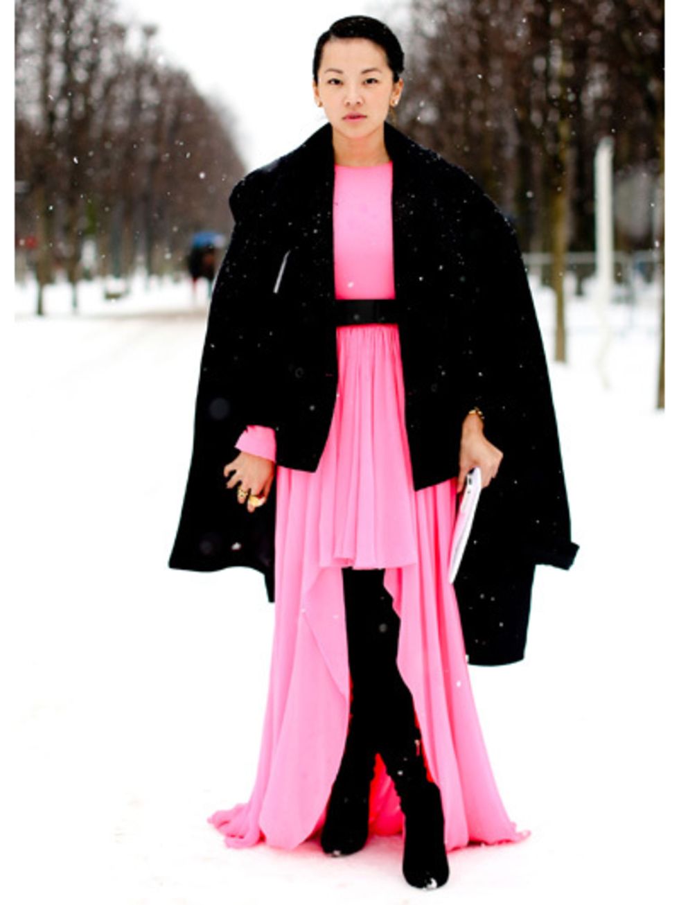 Winter, Textile, Pink, Street fashion, Fashion, Overcoat, Fashion model, Cloak, Fur, Costume design, 