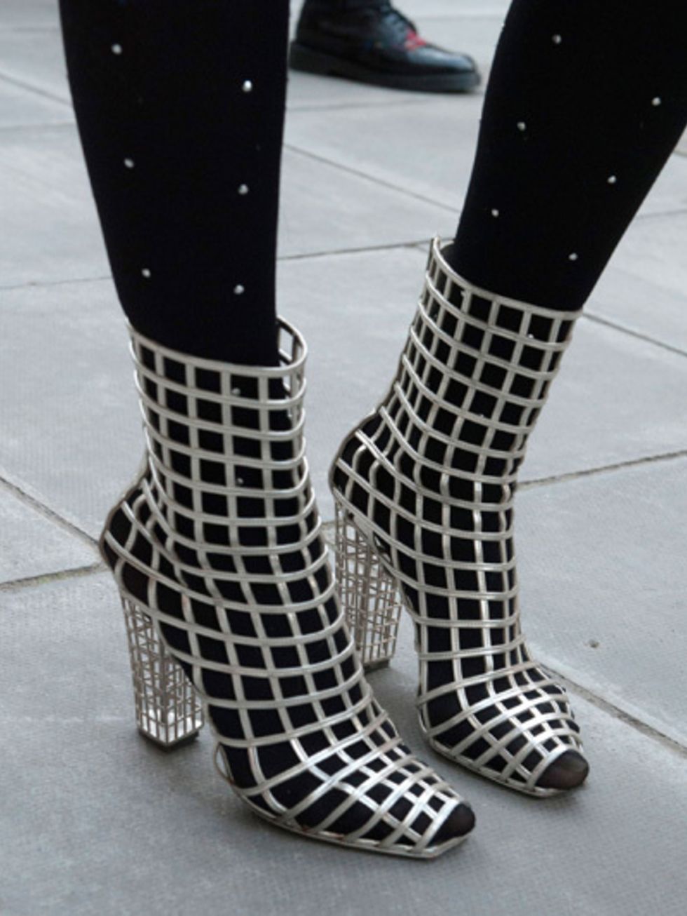 Pattern, White, Style, Fashion, Black, Boot, Street fashion, Design, Knee-high boot, Sock, 