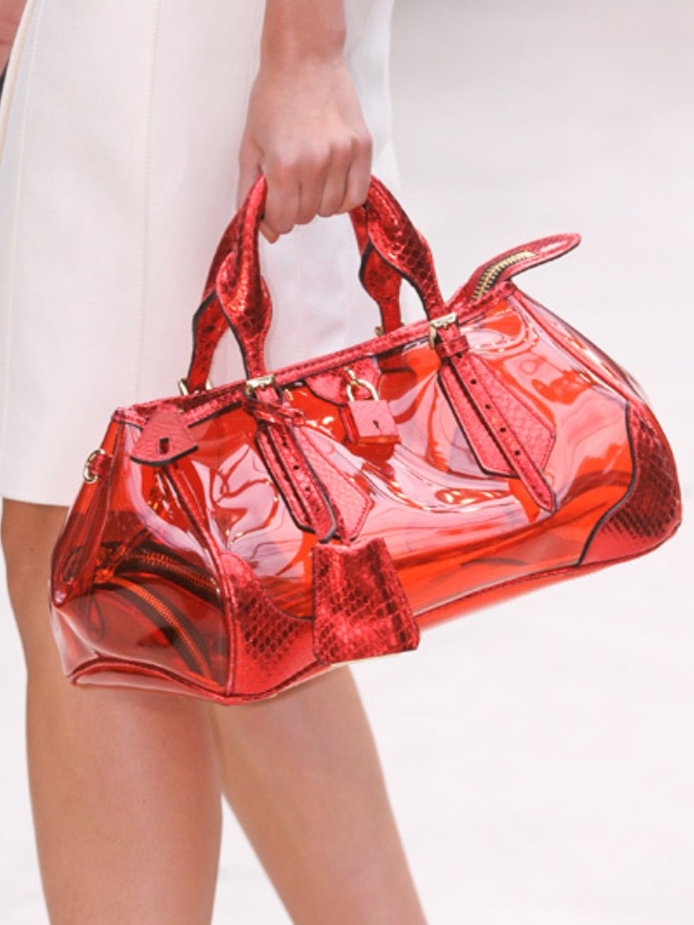 Bag, Red, Style, Orange, Pattern, Shoulder bag, Carmine, Fashion accessory, Fashion, Luggage and bags, 