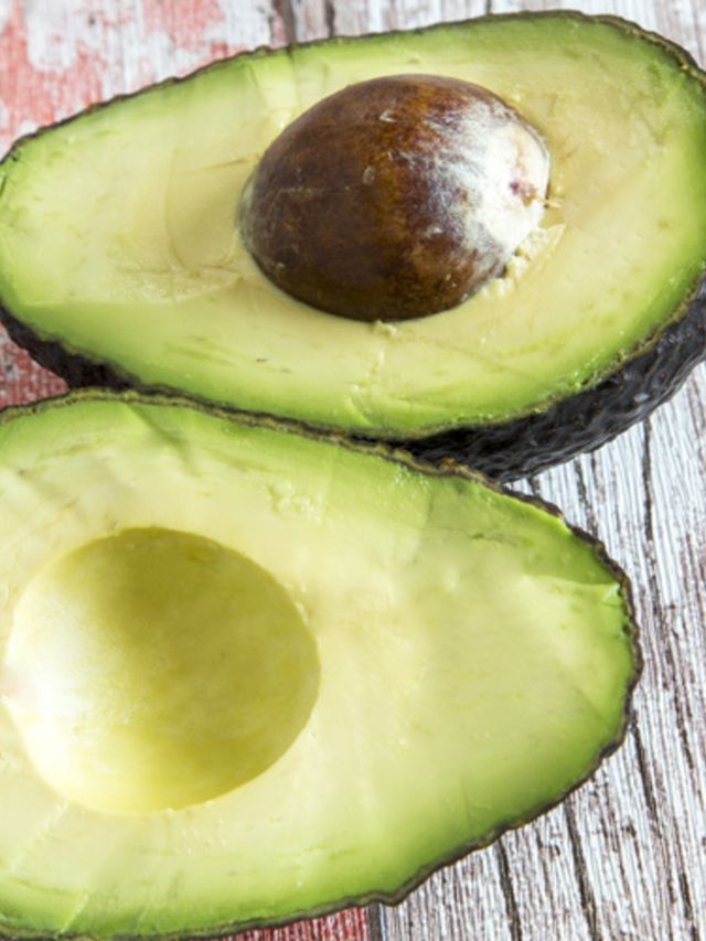 Je-eet-je-avocado-dus-blijkbaar-helemaal-verkeerd