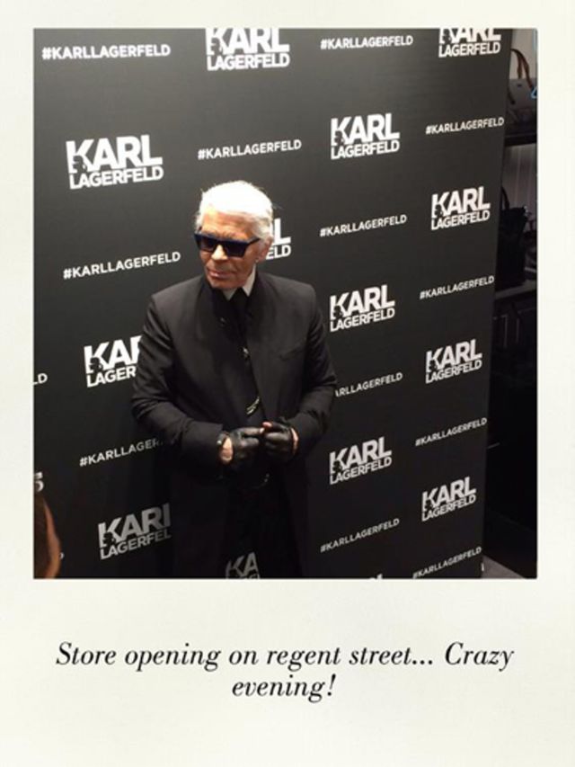 Zo-ziet-de-selfie-van-Karl-Lagerfeld-eruit