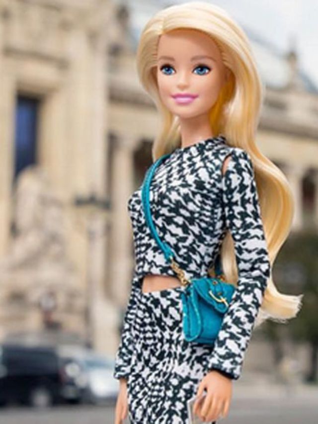 Barbie-krijgt-een-catwalk-metamorfose-van-Pat-McGrath
