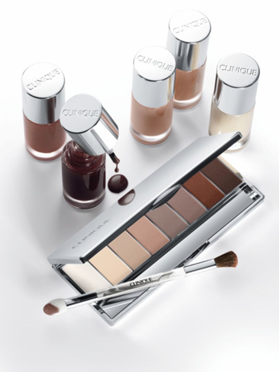 Brown, Beauty, Tan, Chemical compound, Peach, Cosmetics, Silver, Paint, Lipstick, Chemical substance, 