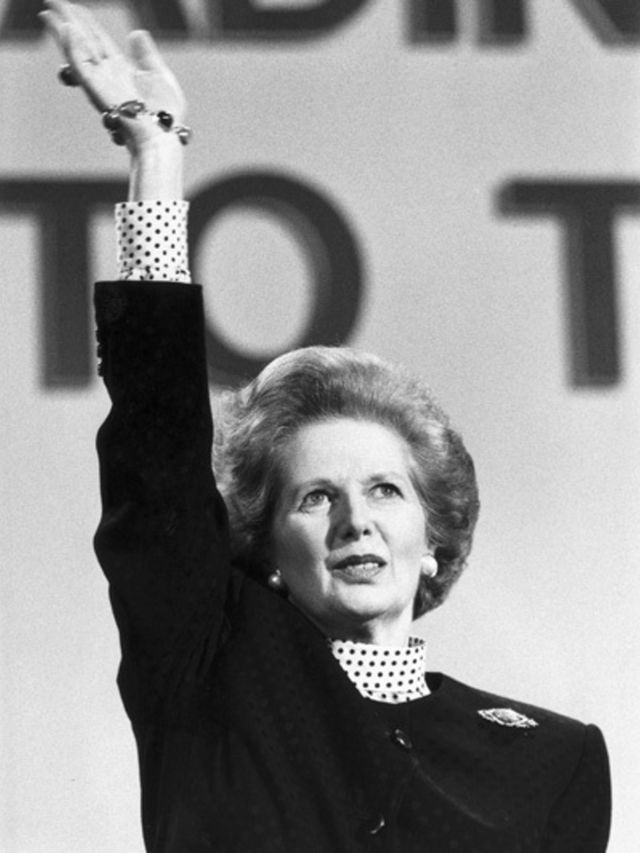 Power-dressing-a-la-Margaret-Thatcher
