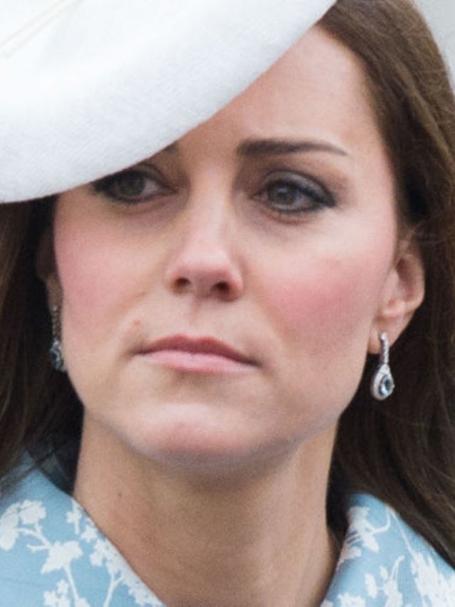 Kate-Middleton-is-van-haar-troon-gestoten-door-niemand-minder-dan