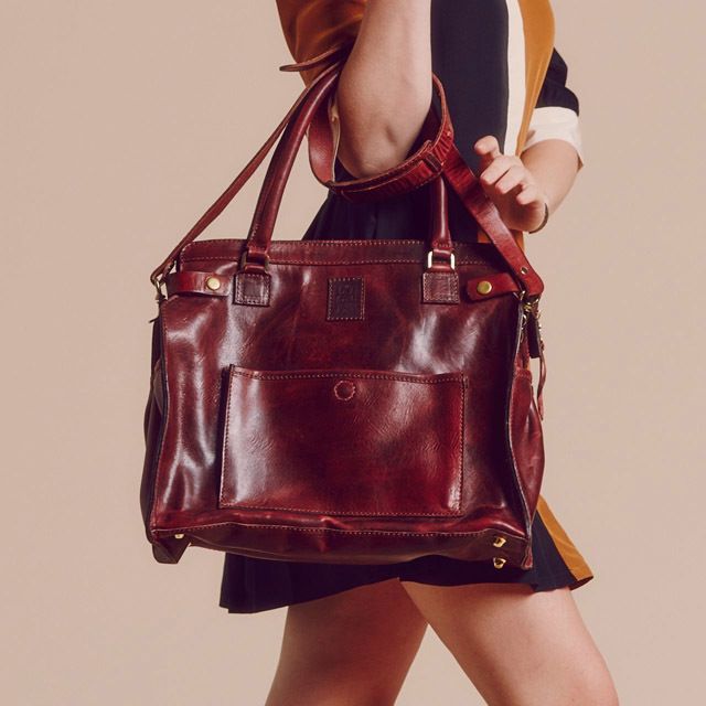 Brown, Bag, Red, Textile, Joint, Style, Fashion accessory, Leather, Shoulder bag, Maroon, 