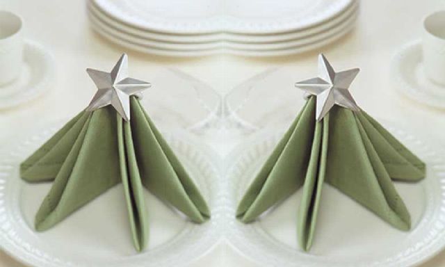 Green, Paper, Paper product, Dishware, Triangle, Craft, Art paper, Creative arts, Serveware, Origami, 