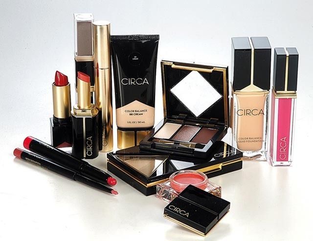 Brown, Lipstick, Cosmetics, Tints and shades, Beauty, Amber, Eye shadow, Peach, Tan, Box, 