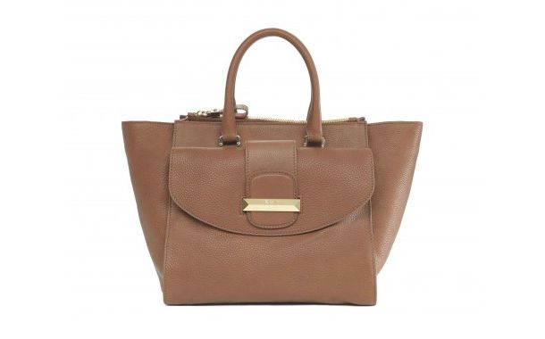Brown, Product, Bag, Fashion accessory, Style, Khaki, Amber, Tan, Luggage and bags, Shoulder bag, 