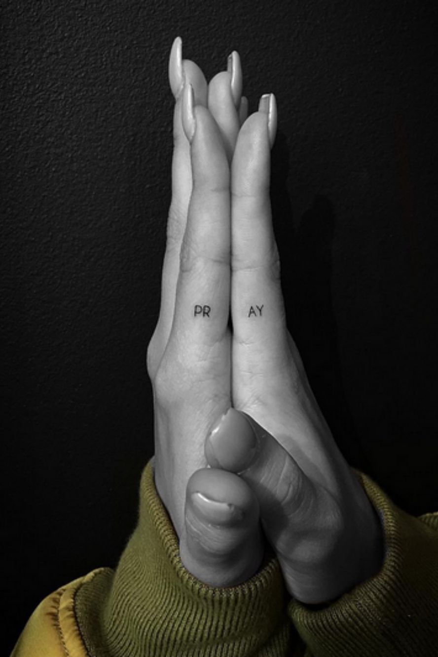 Finger, Wrist, Hand, Thumb, Gesture, Darkness, Nail, Sign language, Flesh, Sweater, 