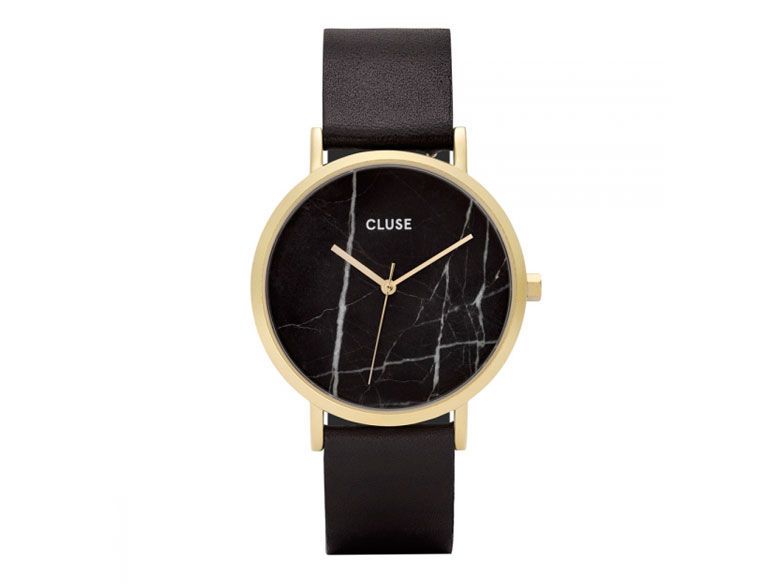 <p>Cluse, €159 - verkrijgbaar via <a href="http://clusewatches.com/nl/model/cluse-laroche-gold-black-marble-black-CL40004" target="_blank">clusewatches.com</a></p>