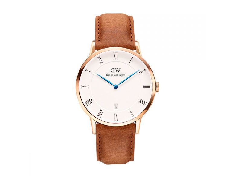 <p>Daniel Wellington, € 219 - verkrijgbaar via <a href="http://www2.elle.nl/shop/#!/product/13391612/tag/Deze-knappe-klokjes-houden-je-bij-de-tijd" target="_blank">ELLE's shop</a></p>