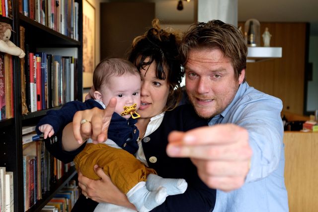 Finger, Shelf, Bookcase, Hand, Shelving, Publication, Book, Baby, Thumb, Library, 