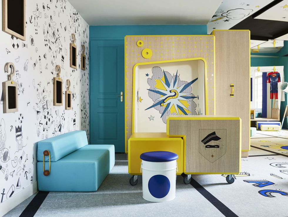 Blue, Interior design, Room, Floor, Wall, Ceiling, Interior design, Paint, Flooring, Cup, 