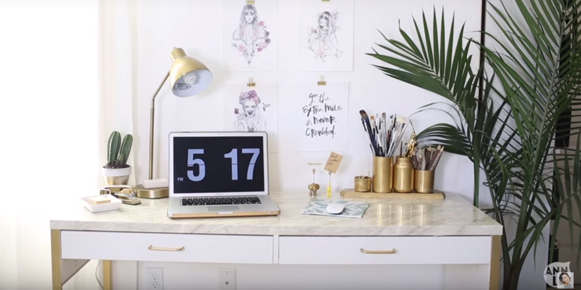Geit tegel hemel DIY: maak een million dollar desk van je IKEA-bureau