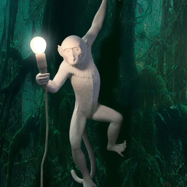 Sculpture, Light fixture, Mythology, Algae, Light bulb, Incandescent light bulb, Candle holder, Statue, Underwater, Classical sculpture, 