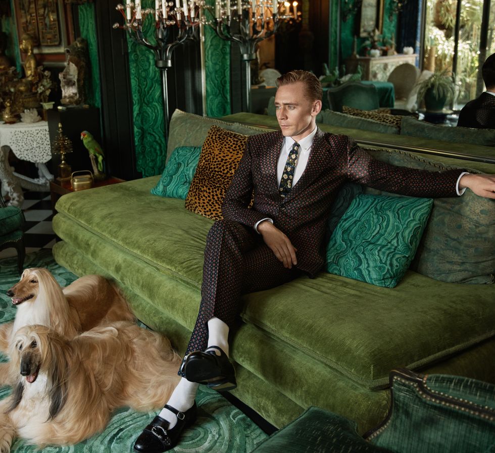 Tom Hiddleston voor Gucci Cruise 2017 Men's Tailoring