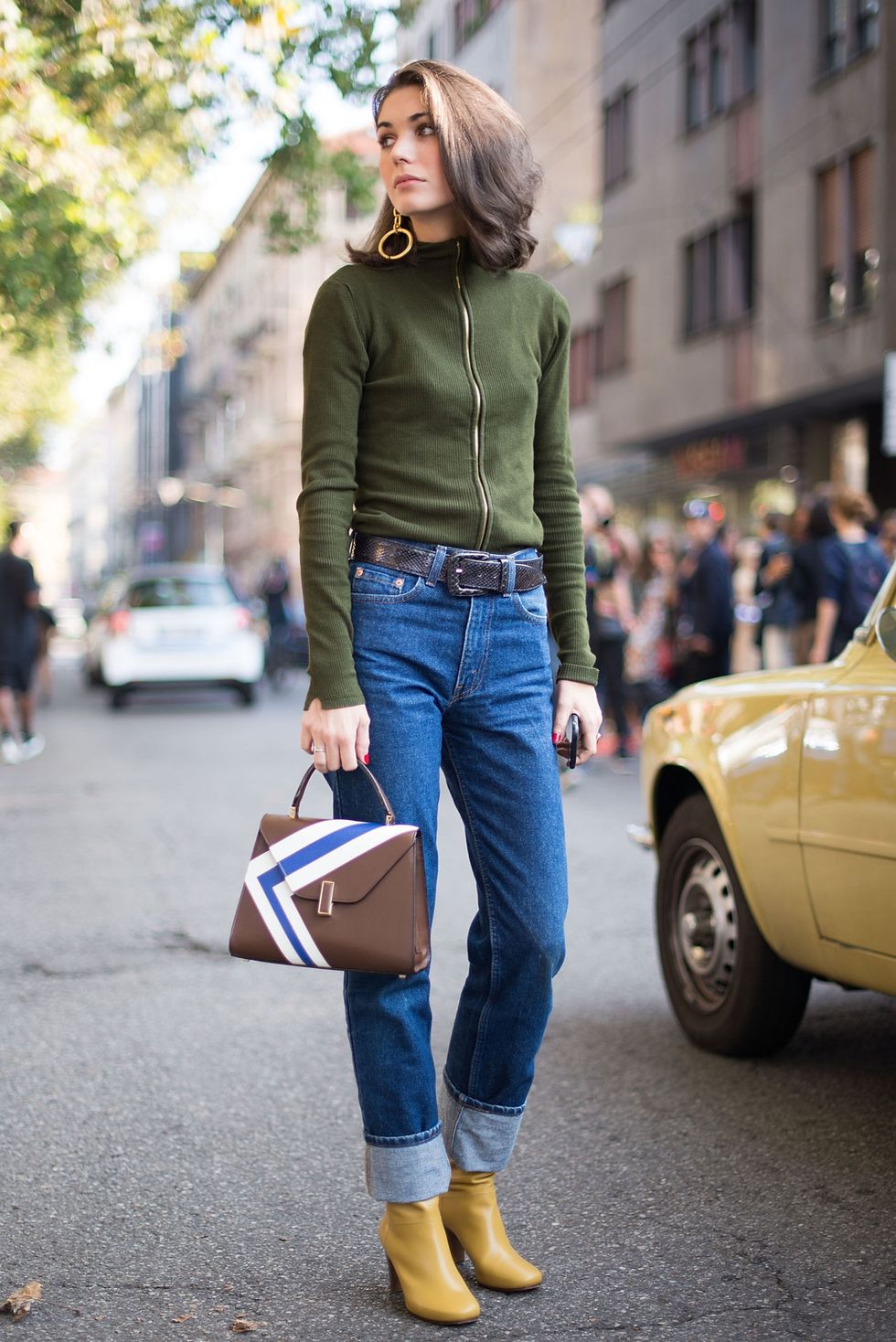 Clothing, Brown, Trousers, Denim, Jeans, Textile, Outerwear, Street fashion, Style, Bag, 