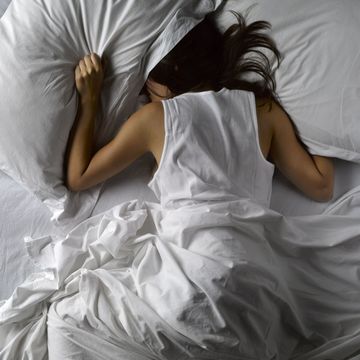7 redenen waarom je moe wakker wordt