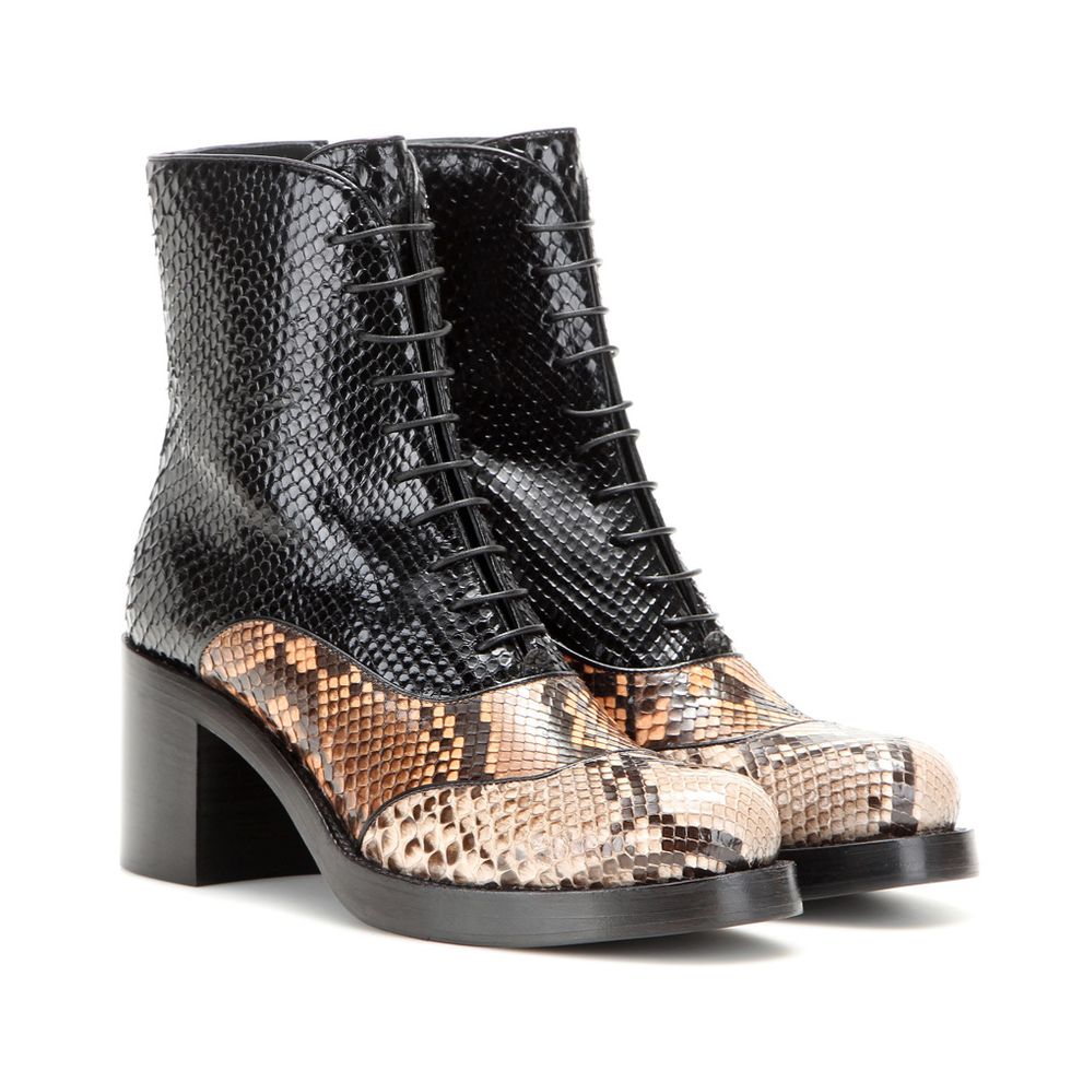 Footwear, Boot, Fashion, Black, Beige, Leather, Silver, Fashion design, Synthetic rubber, 