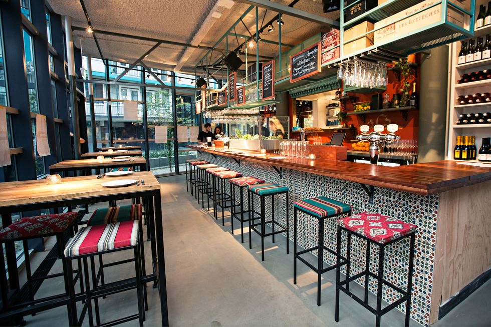 Restaurant Ayla, Rotterdam, hotspot, interieur, eclectisch interieur, inrichting, kunst, design, graffiti