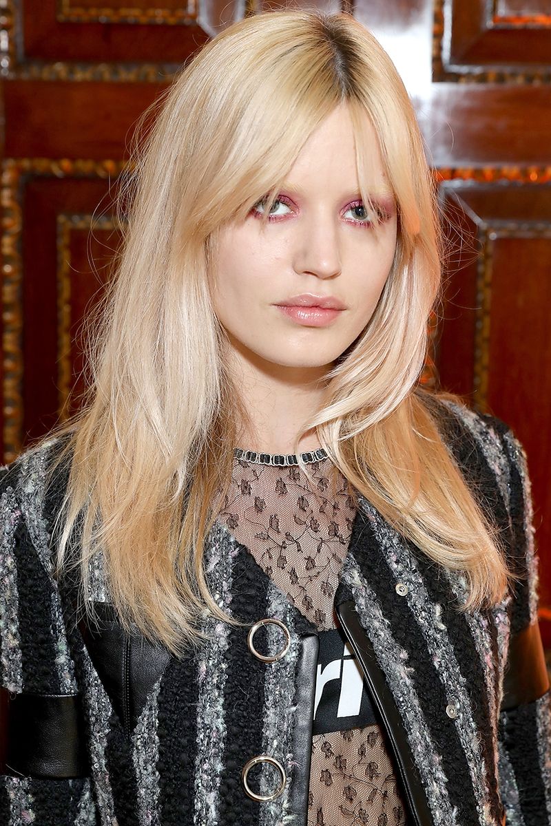 <p>Georgia May Jagger proves that pink makeup can be anything but sweet. With her shaggy haircut, minimal makeup, and smoky application—pink can even look punk.</p>