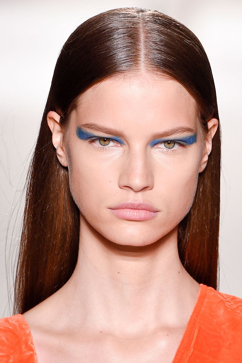 <p>At the spring 2017 Victoria Beckham show, a handful of models walked the runway with a dramatic swipe of shimmery cobalt shadow.</p>