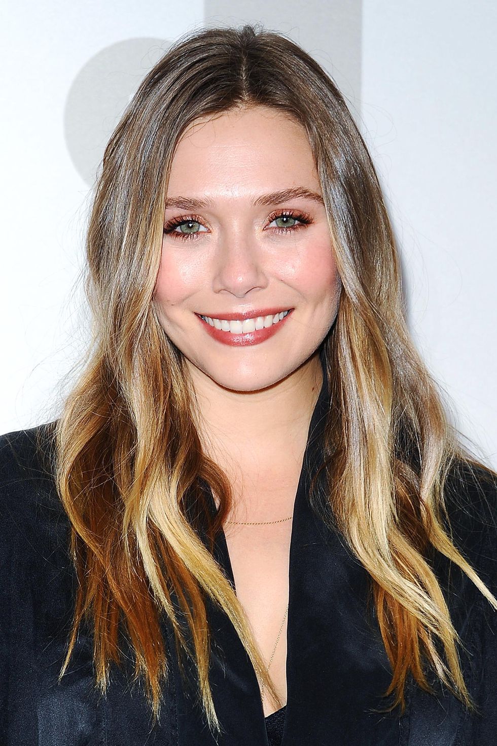 <p>This everyday color from Olsen softly transitions her ashy blonde roots to buttery blonde ends. </p>