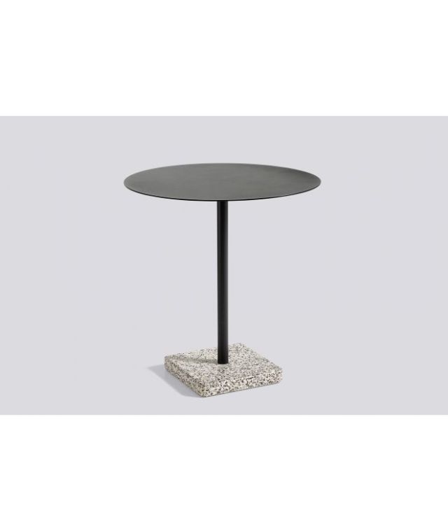 Table, Furniture, Outdoor table, Material property, Coffee table, Beige, End table, Lamp, Oval, Metal, 