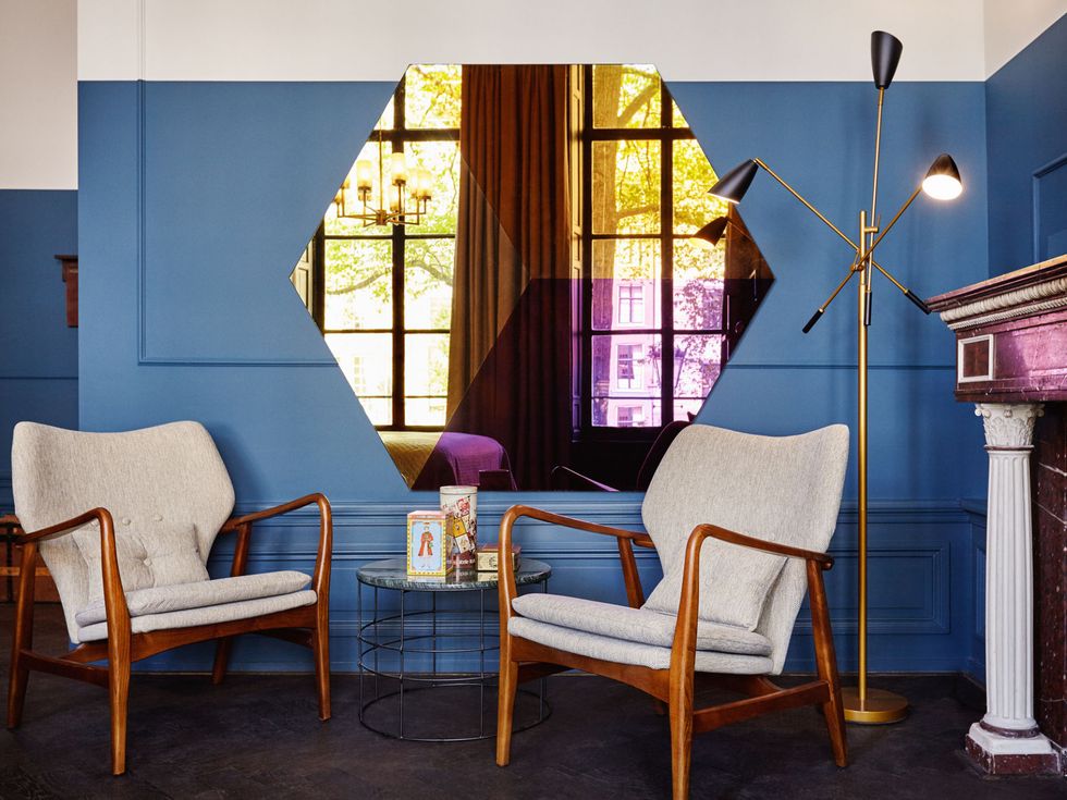 Boekhandel Mendo lanceert Living in Style met interieurs van Amsterdamse grachtenpanden