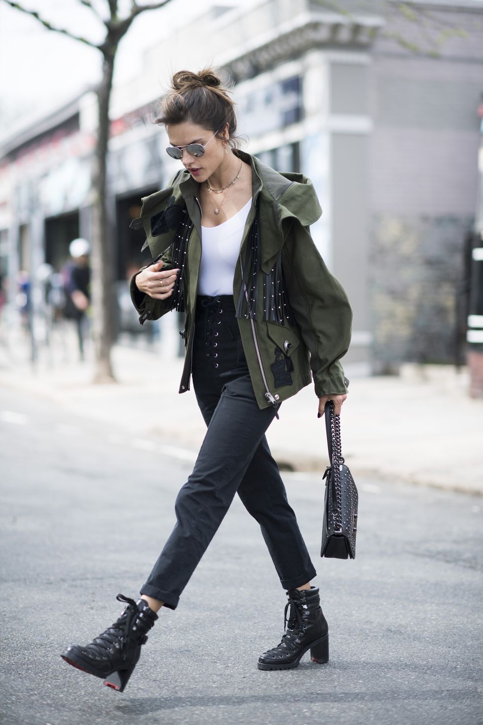 Clothing, Trousers, Jacket, Winter, Textile, Sunglasses, Outerwear, Bag, Street fashion, Style, 