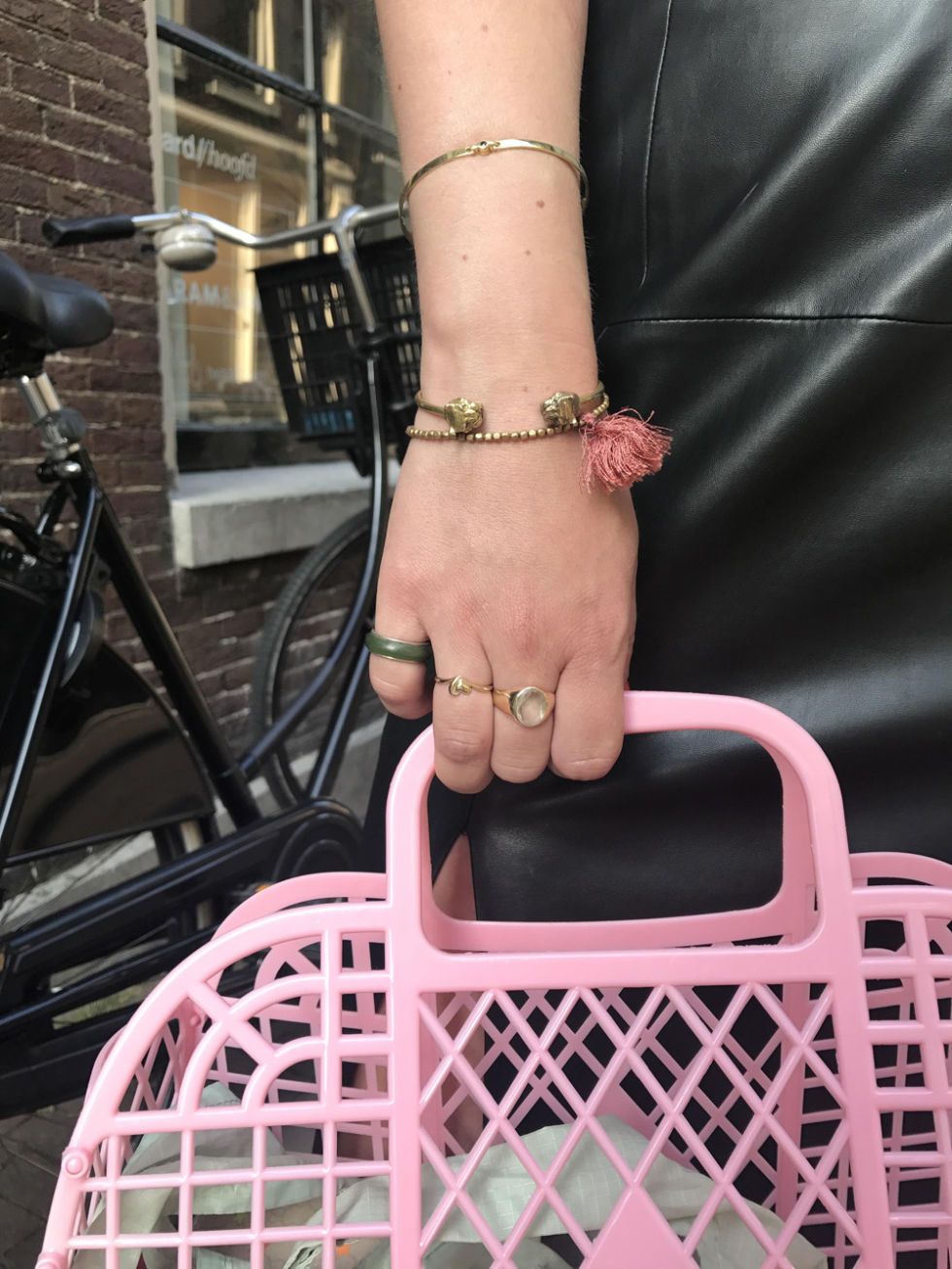 Pink, Nail, Finger, Hand, Leg, Arm, Joint, Fashion, Fashion accessory, Material property, 