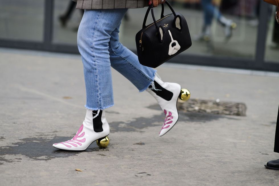 White, Street fashion, Pink, Footwear, Snapshot, Leg, Human leg, Shoe, Joint, Ankle, 