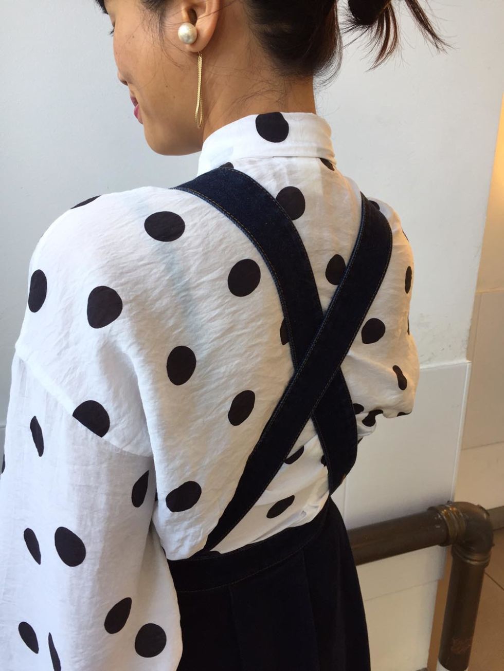 White, Clothing, Polka dot, Pattern, Black, Neck, Outerwear, Design, Sleeve, Collar, 