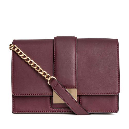 Purple, Leather, Bag, Handbag, Brown, Fashion accessory, Wallet, Violet, Material property, Magenta, 